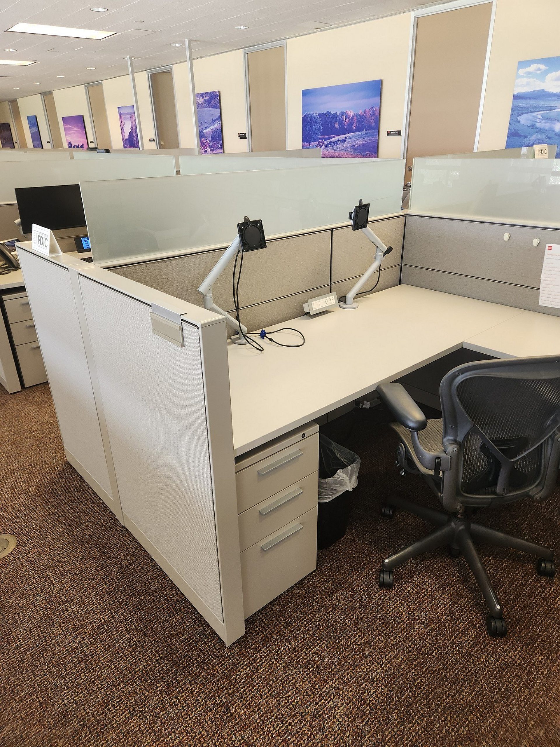 Herman miller canvas workstation used 2