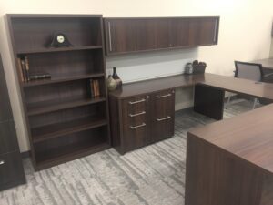 U-shaped office desk
